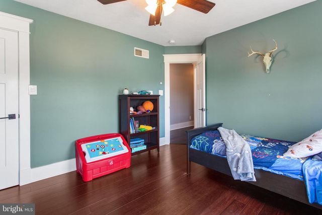 8 SUNSHINE AVE, Gettysburg, PA 17325
