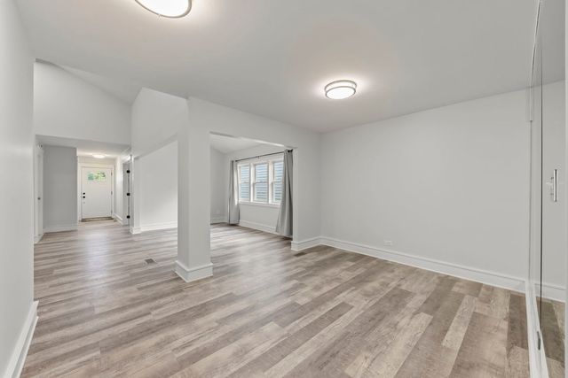 6386 Kindling Court, Lisle, IL 60532