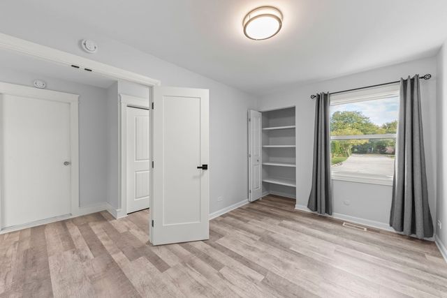 6386 Kindling Court, Lisle, IL 60532