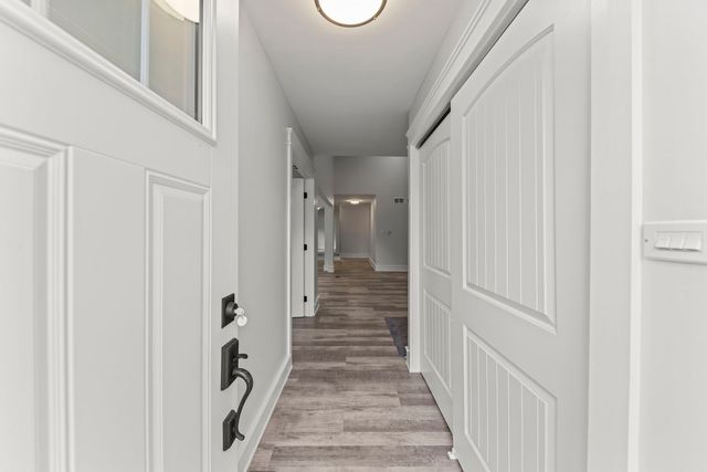 6386 Kindling Court, Lisle, IL 60532