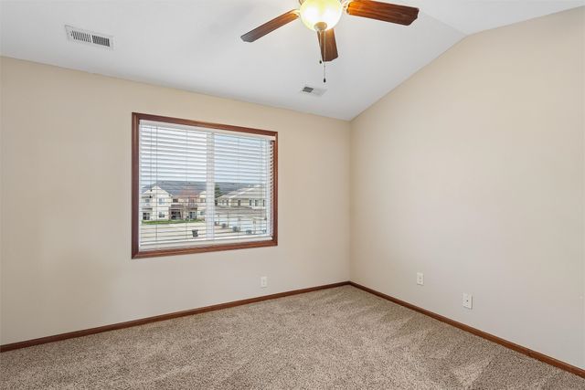 1224 NE 7th Lane, Ankeny, IA 50021