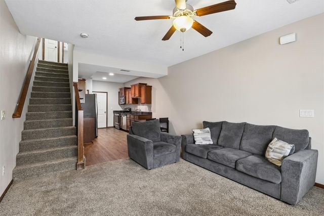 1224 NE 7th Lane, Ankeny, IA 50021