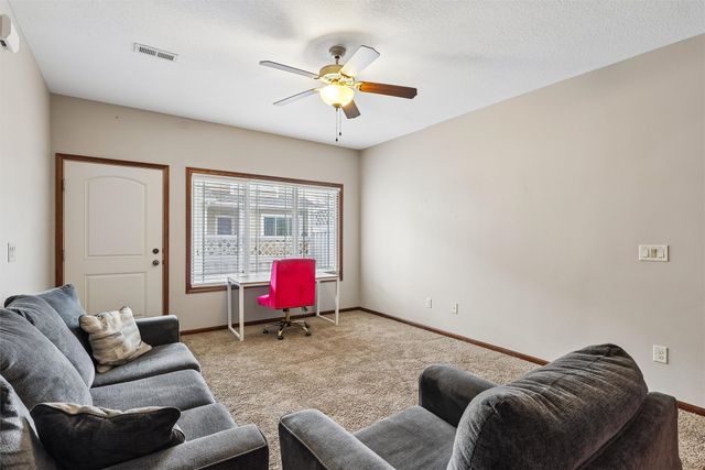 1224 NE 7th Lane, Ankeny, IA 50021