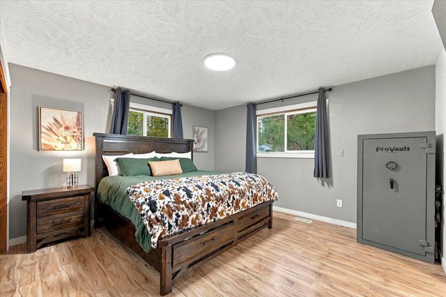 2717 S Skipworth Rd, Spokane Valley, WA 99206