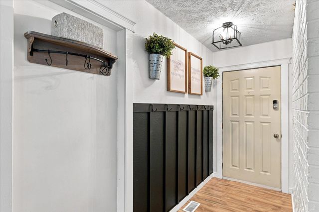 2717 S Skipworth Rd, Spokane Valley, WA 99206