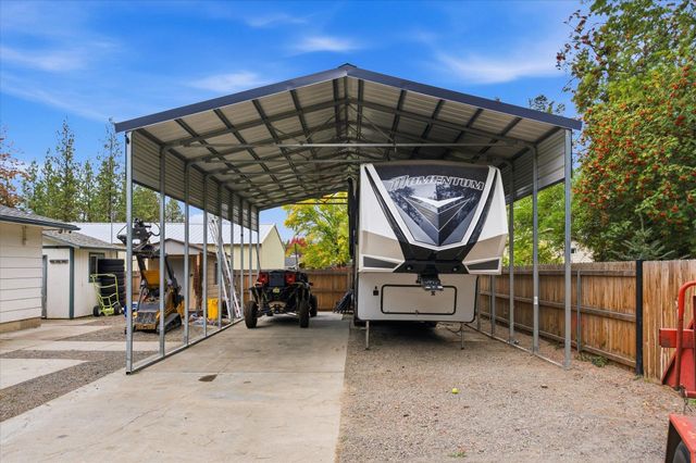 2717 S Skipworth Rd, Spokane Valley, WA 99206
