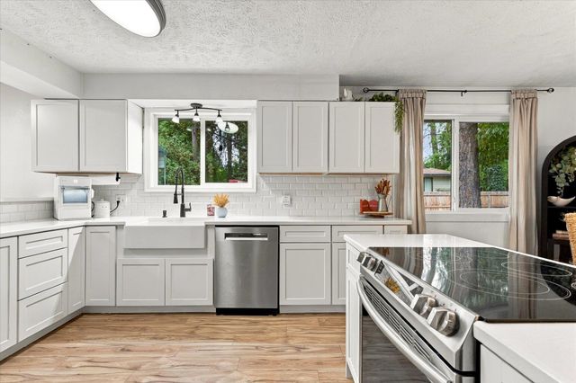 2717 S Skipworth Rd, Spokane Valley, WA 99206