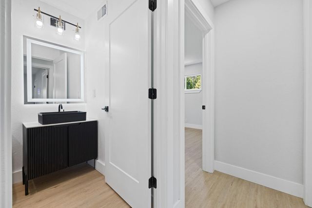 5942 Ashworth Way, Carmichael, CA 95608