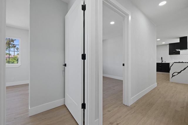 5942 Ashworth Way, Carmichael, CA 95608