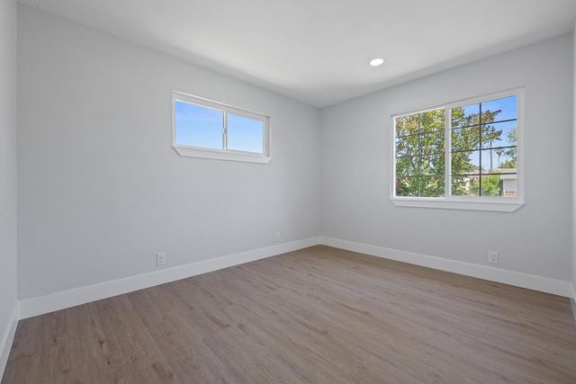 5942 Ashworth Way, Carmichael, CA 95608