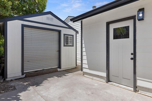 5942 Ashworth Way, Carmichael, CA 95608