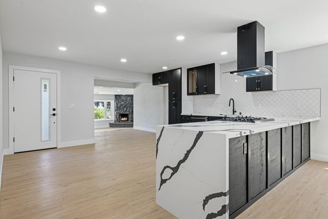 5942 Ashworth Way, Carmichael, CA 95608