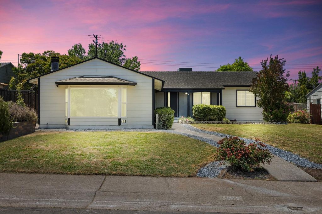 5942 Ashworth Way, Carmichael, CA 95608