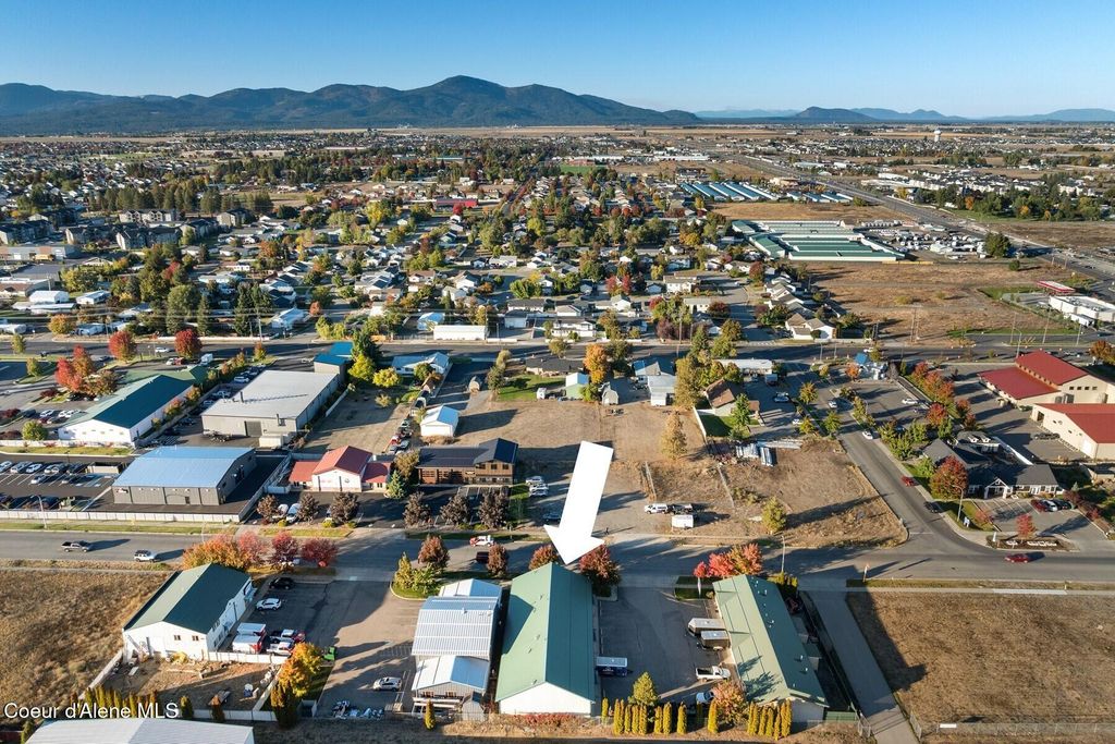 3660 E Covington AVE, Post Falls, ID 83854 photo 5