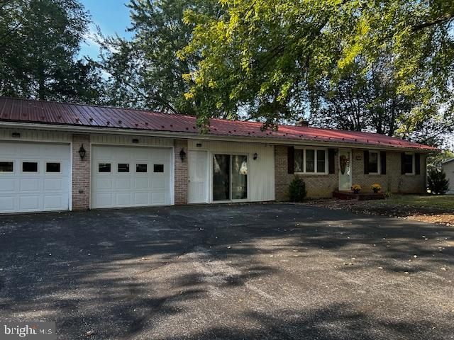 844 KNOB HILL RD, Fayetteville, PA 17222
