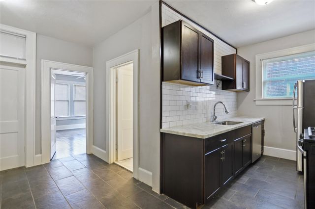 3717 Audubon Place 1, Houston, TX 77006