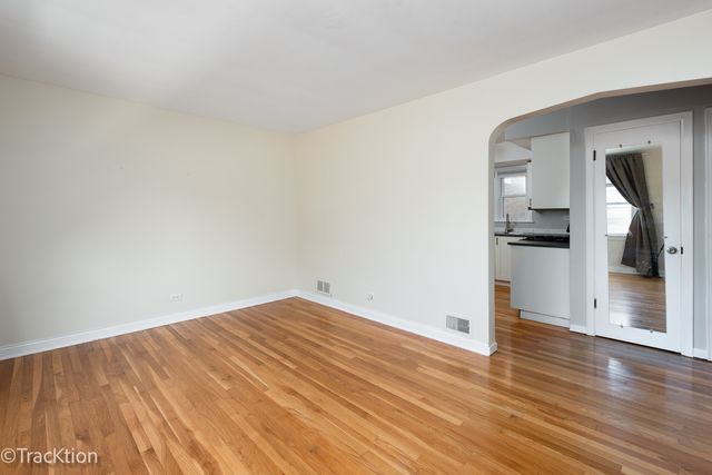 5034 W Argyle Street 2, Chicago, IL 60630