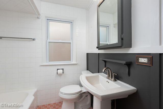 5034 W Argyle Street 2, Chicago, IL 60630