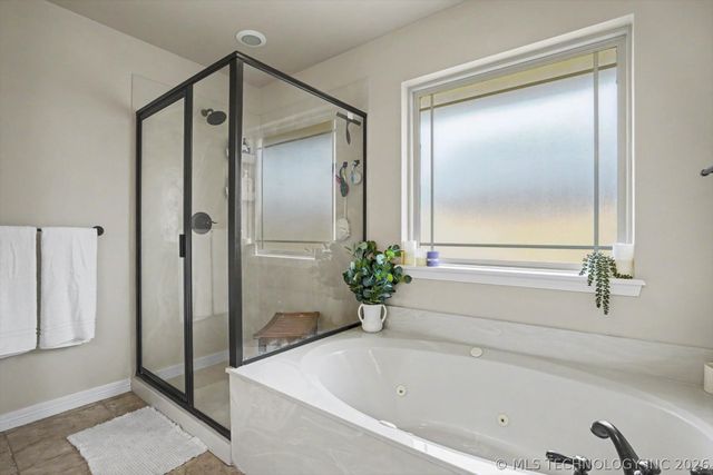 14559 S Courtney Lane, Glenpool, OK 74033