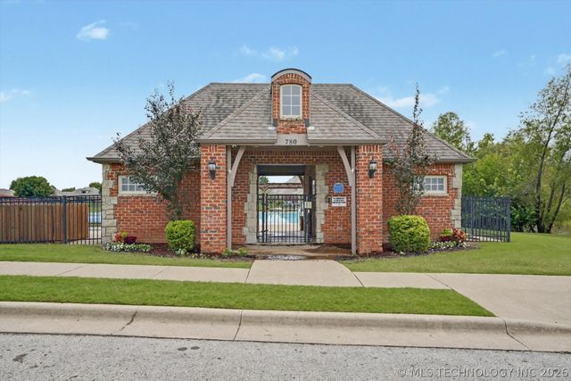 14559 S Courtney Lane, Glenpool, OK 74033