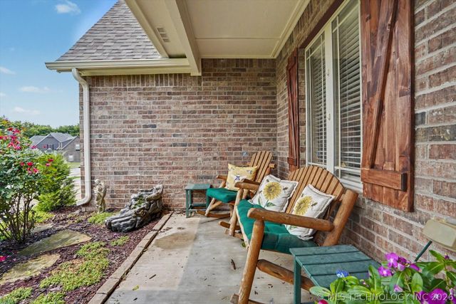 14559 S Courtney Lane, Glenpool, OK 74033