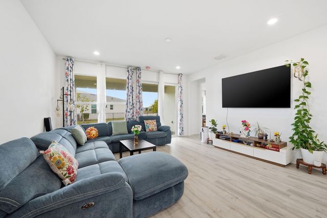 12734 SW Phoenix Drive, Port St. Lucie, Port St Lucie, FL 34987