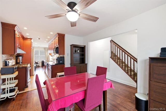 723 Carman Avenue 9, Westbury, NY 11590