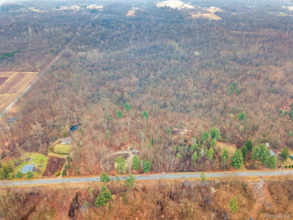 40609 76TH Street, Covert Township, MI 49043