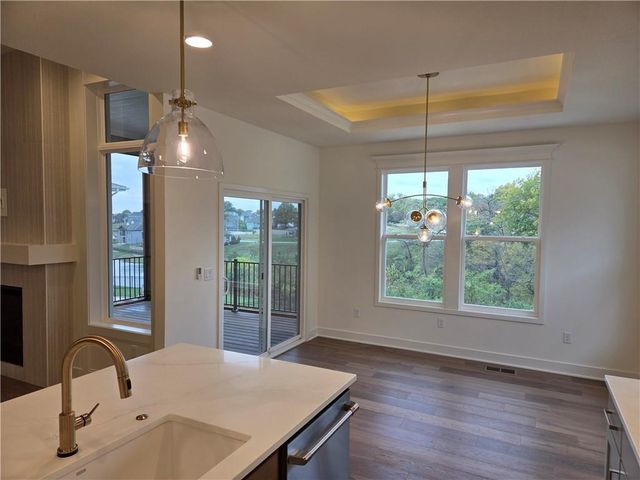 7238 Richards Drive, Shawnee, KS 66216