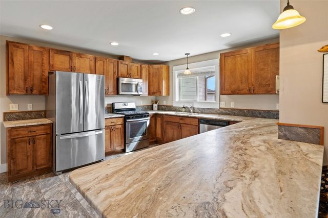 88 Riverway Road, Belgrade, MT 59714