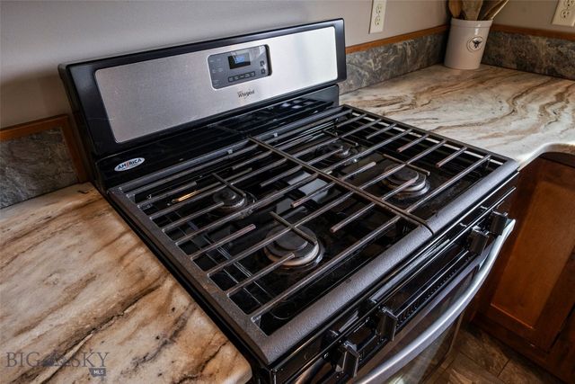 88 Riverway Road, Belgrade, MT 59714