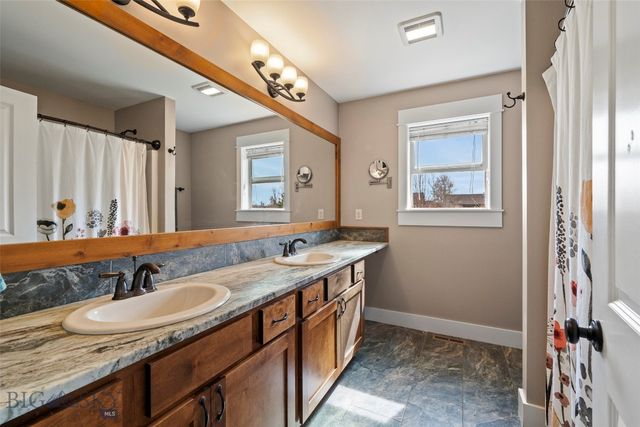 88 Riverway Road, Belgrade, MT 59714