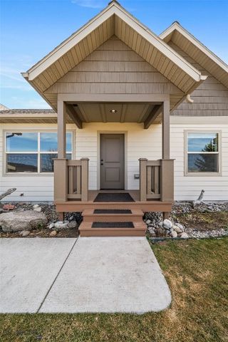 88 Riverway Road, Belgrade, MT 59714