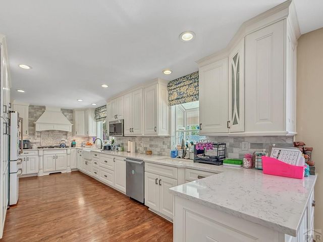 6 Hastings Dr, Pueblo, CO 81001