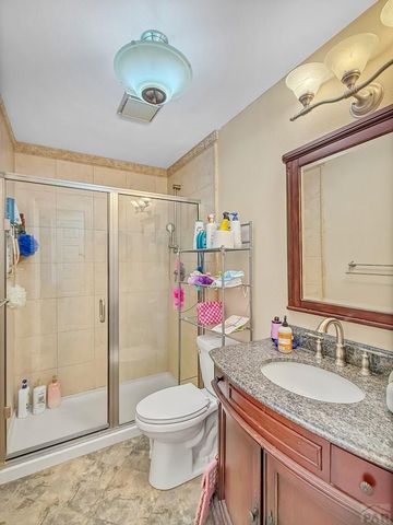 6 Hastings Dr, Pueblo, CO 81001