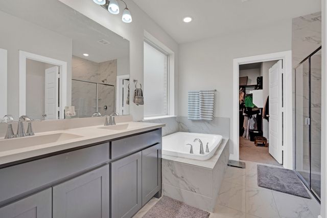2403 High Bluff Drive, Mansfield, TX 76063