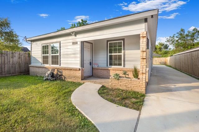 3234 Berry Street, Houston, TX 77004