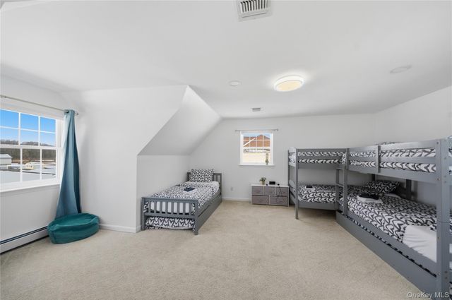 4 Picnic Woods Road, Clintondale, NY 12515