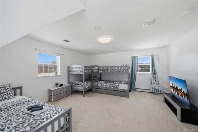 4 Picnic Woods Road, Clintondale, NY 12515