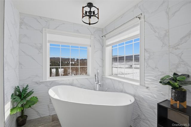 4 Picnic Woods Road, Clintondale, NY 12515