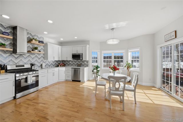 4 Picnic Woods Road, Clintondale, NY 12515