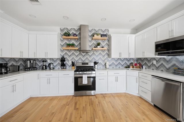 4 Picnic Woods Road, Clintondale, NY 12515