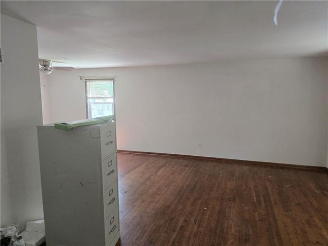 4859 NW Misty Lane, Kansas City, MO 64151