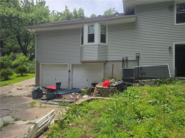 4859 NW Misty Lane, Kansas City, MO 64151