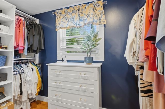 7 Park Villa Avenue, Worcester, MA 01606