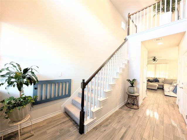 226 Thornless CIR, Buda, TX 78610