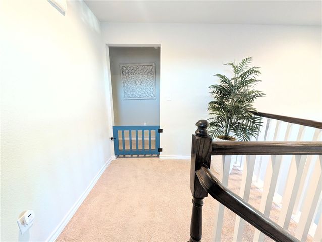 226 Thornless CIR, Buda, TX 78610