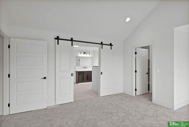 10908 S 98 Avenue Circle, Papillion, NE 68046