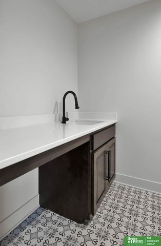 10908 S 98 Avenue Circle, Papillion, NE 68046