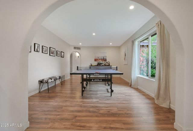 2226 E FAIRMOUNT Avenue, Phoenix, AZ 85016